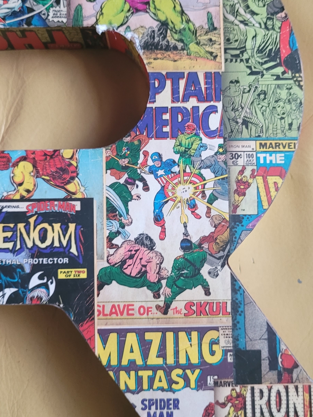 Marvel Comic Collage Letter R in Multicolor - Picture 3 of 4